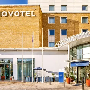 4* מלון Novotel Greenwich